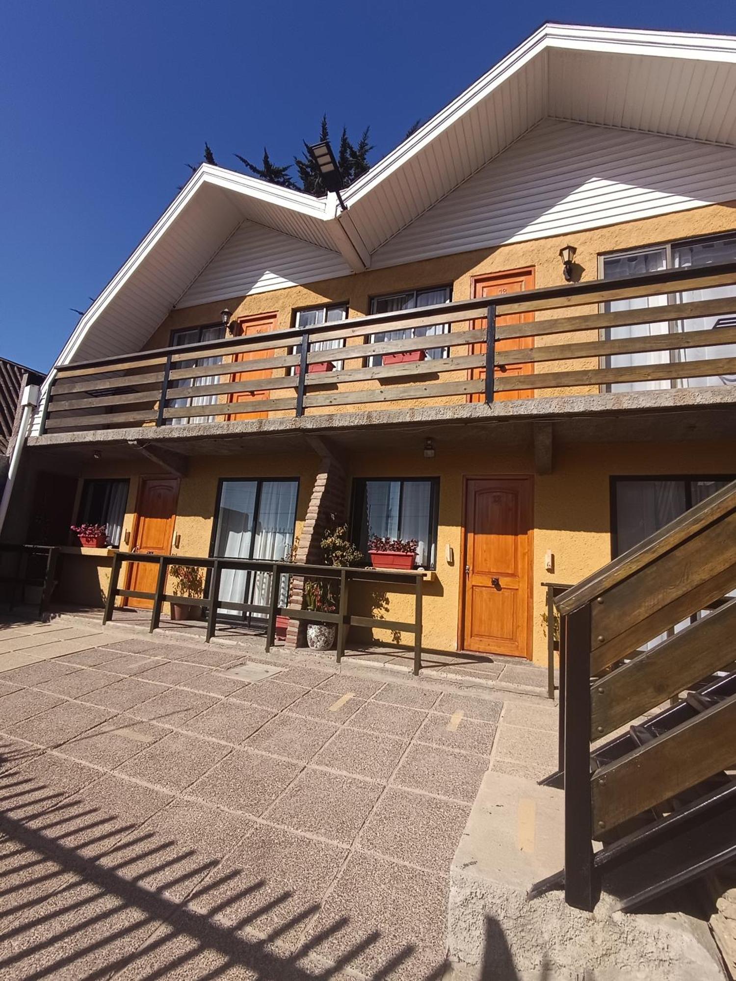 Hostal Julia 엘퀴스토 외부 사진