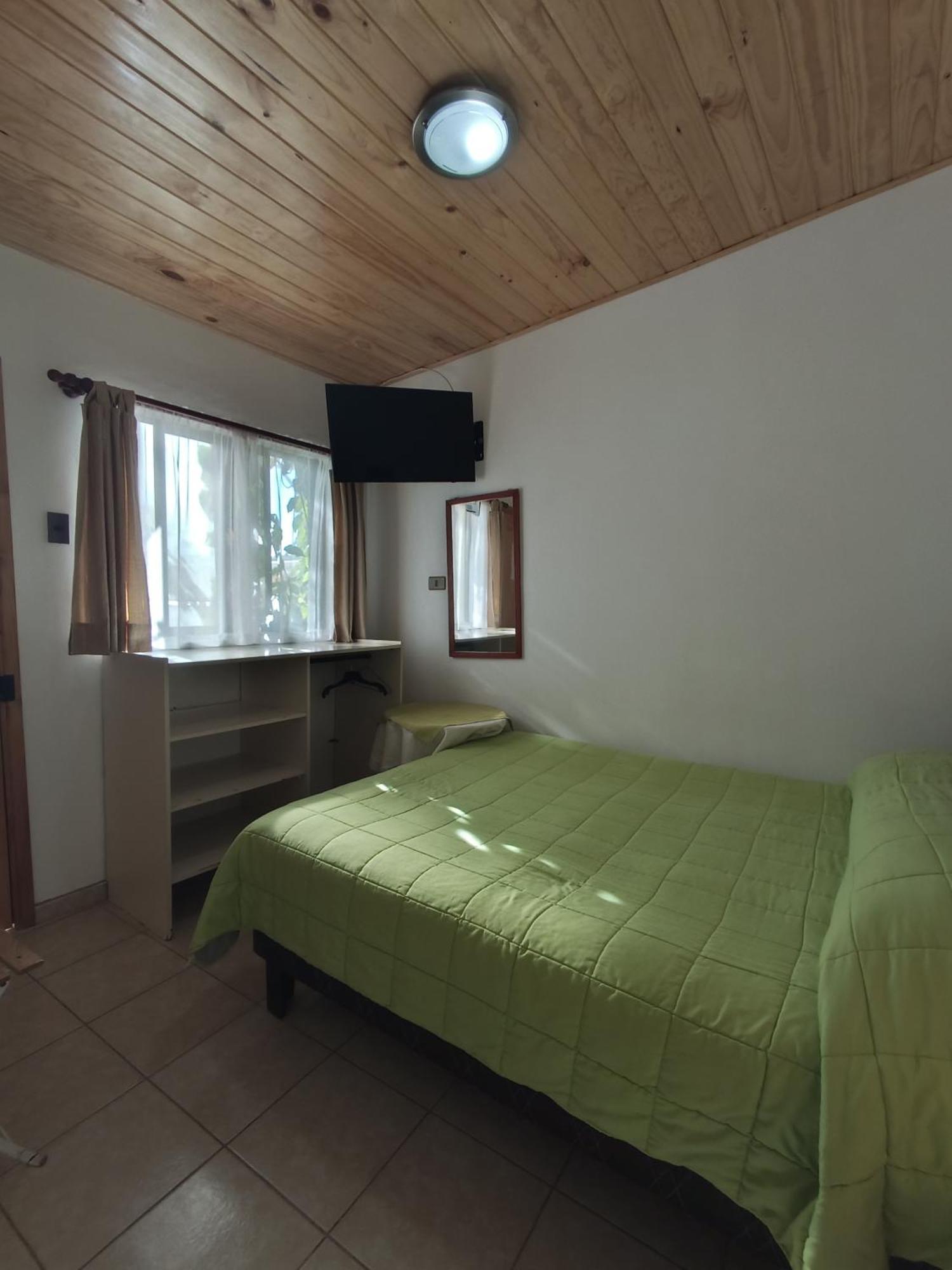 Hostal Julia 엘퀴스토 외부 사진